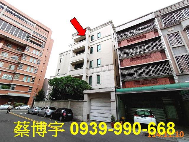 東區東英五街法拍別墅