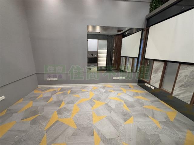 高雄新興區大樓_店面-9