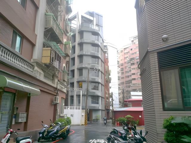 三重法拍大樓-2