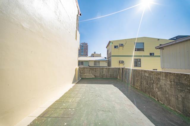 高雄左營透天-11