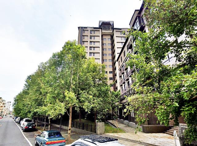 礁溪湯園電梯三房