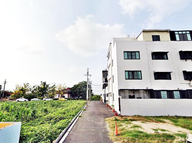 西港區劉厝朝南車墅