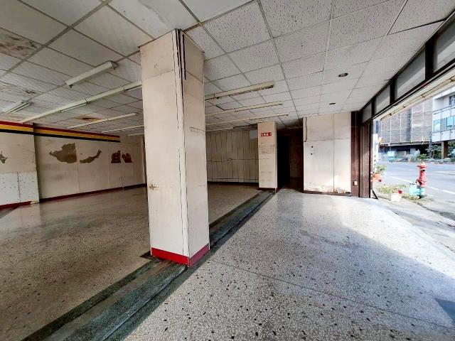 台南仁德店面-9