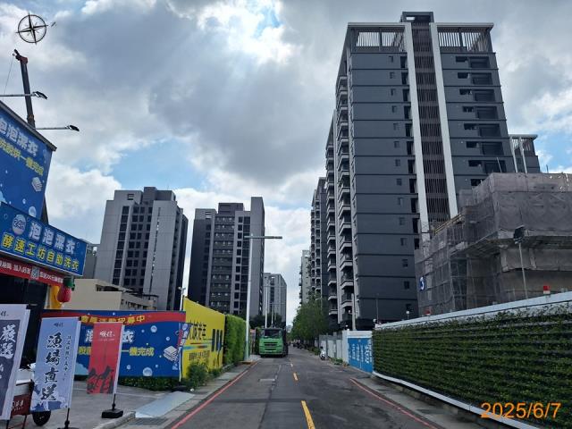 台中北屯法拍大樓-2