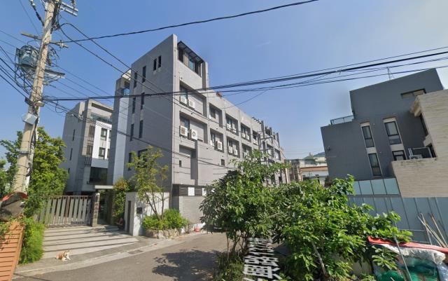 太平區法拍屋光興路山水向陽別墅社區優室法拍林小陽