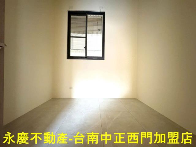 台南仁德大樓_店面-5