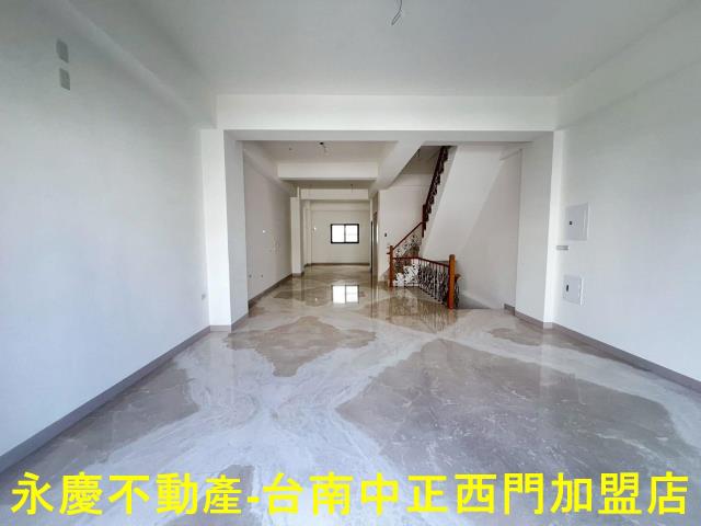 台南南區透天-3