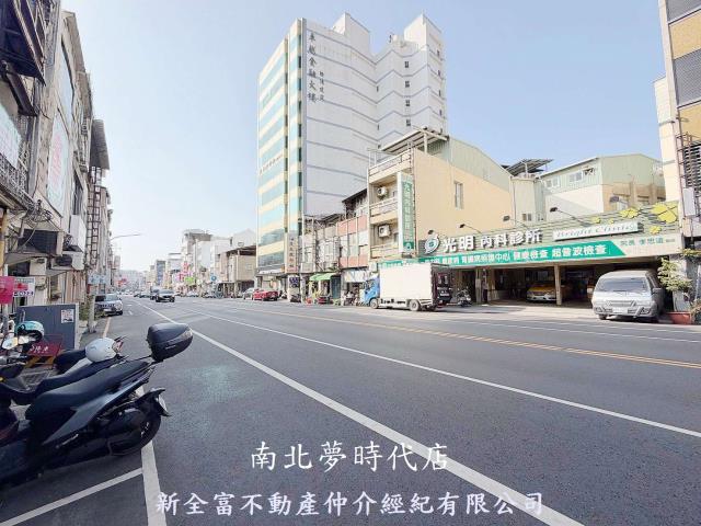 台南中西區透天-12