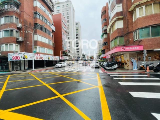 台北法拍大樓_店面-8