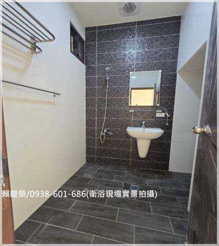 中壢體育園區邊間透天