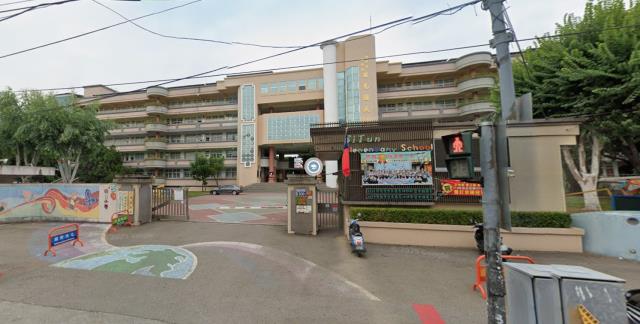 台中西屯透天-7