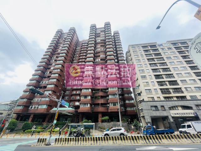 五股法拍大樓-1