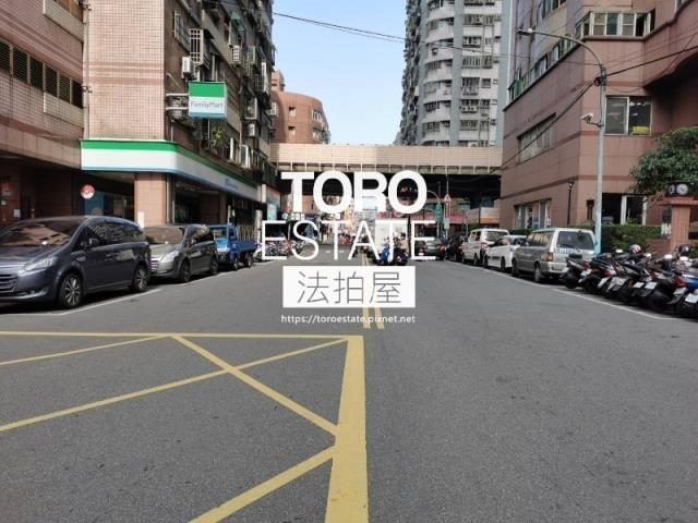 新北大樓法拍-7