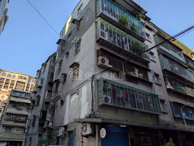 新莊法拍屋台北醫院頭前庄捷運法拍好丘0906901097