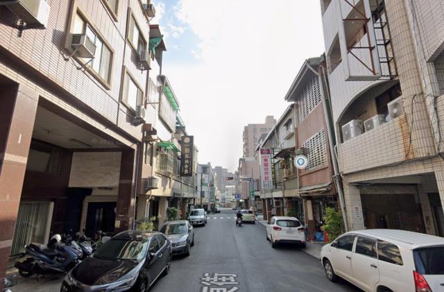 東區透天法拍-4