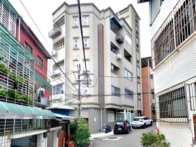 五股華廈法拍-2