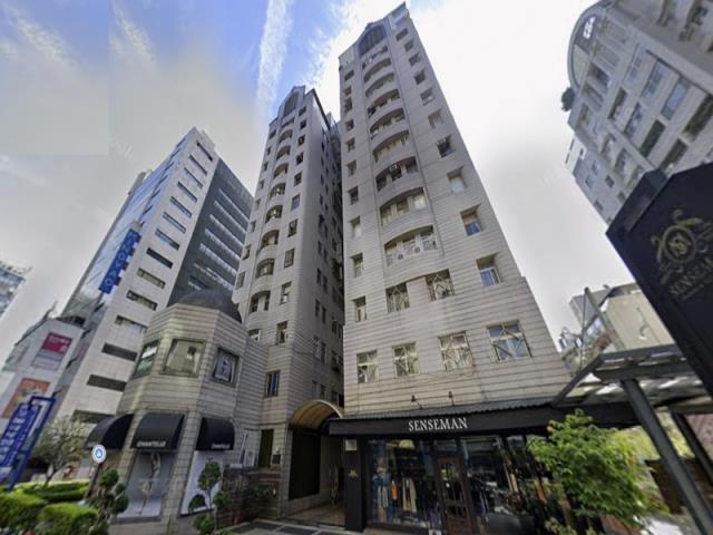 大安區仁愛國小區法拍屋大樓四房前後陽台