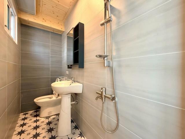 嘉義東區華廈-8