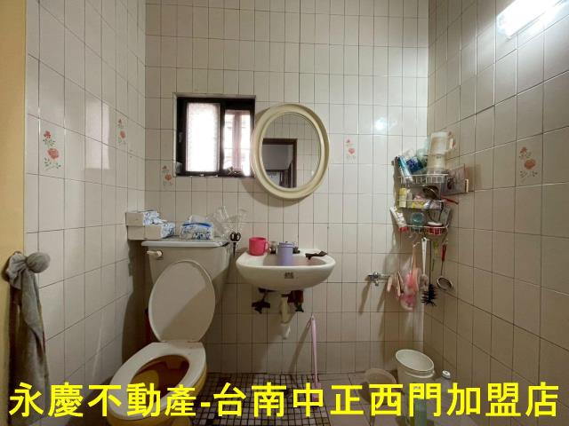 台南東區透天-6