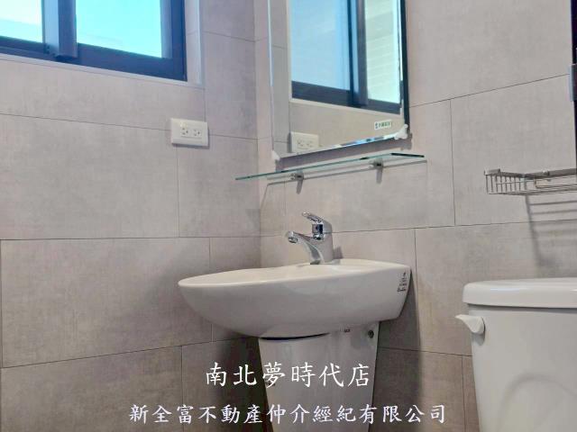 台南新市大樓-14