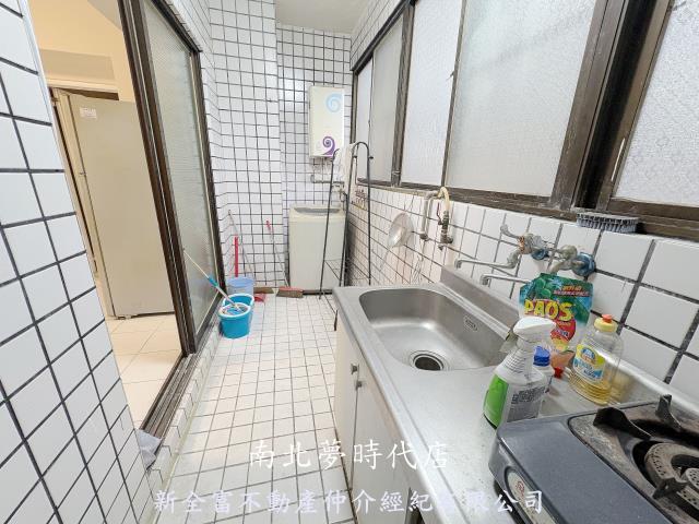 中西區大樓_套房-5