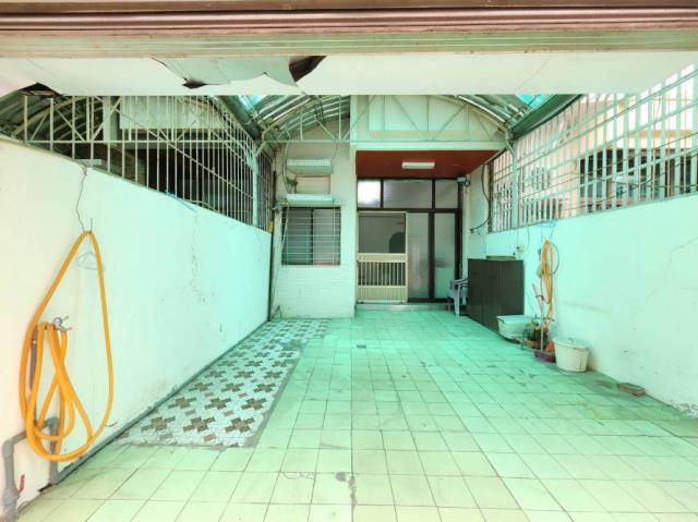 文化中心榮譽街鐵路地下化