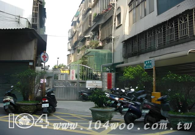 新北土城別墅法拍-2