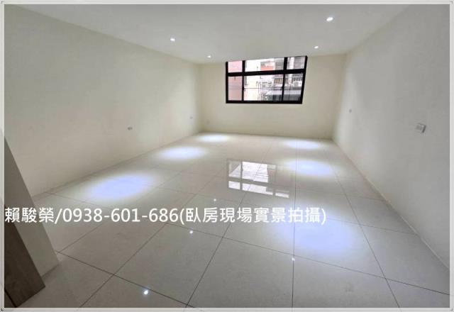 龍潭交流道大路寬透天