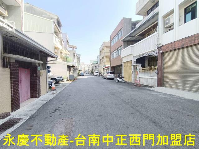 台南南區透天-12