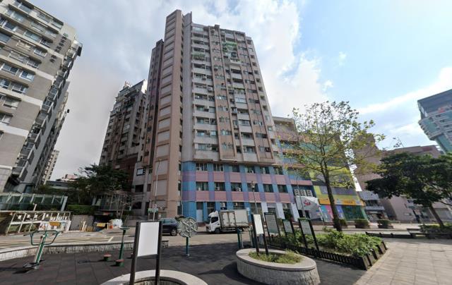 台北南港大樓法拍-1