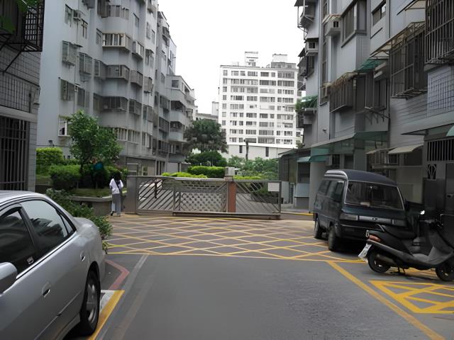 八里法拍華廈_一樓-2