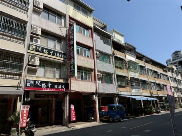 高雄前鎮透天_店面-1