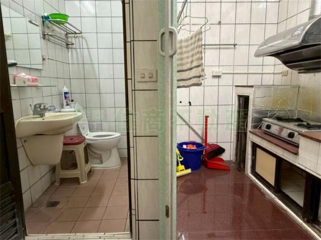 高雄前鎮透天_店面-9