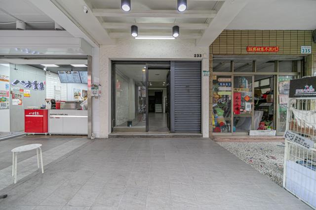 前金透天_店面-2