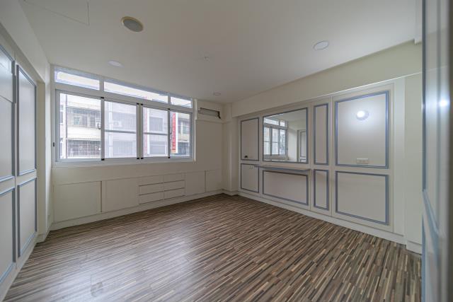 前金透天_店面-8