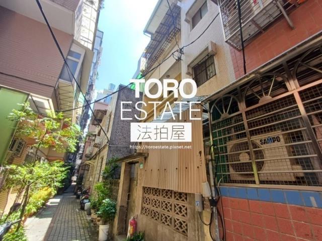 新北淡水法拍透天-6