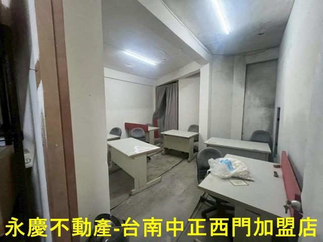 台南永康公寓_店面-5
