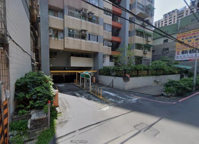 板橋拍賣大樓_華廈-8