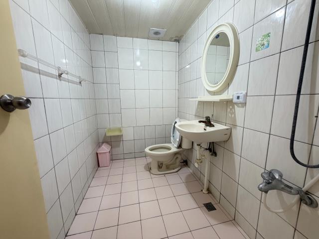 高雄岡山透天_套房-10