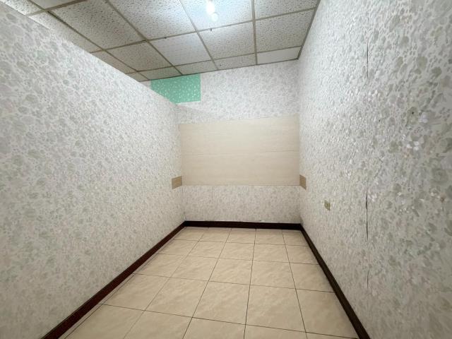 高雄岡山透天_套房-3