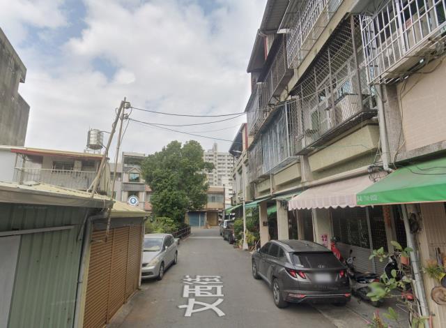 高雄鳳山拍賣透天-4