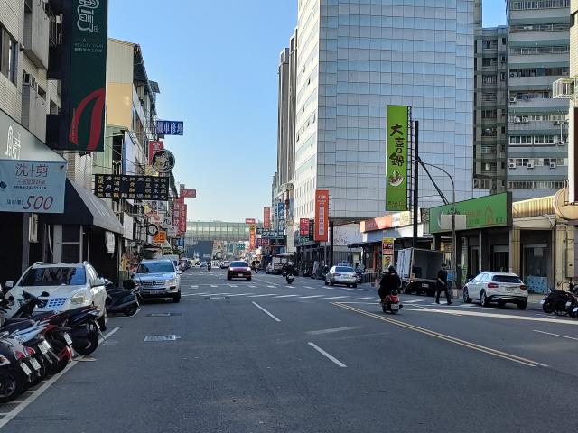 台中南屯大樓-11