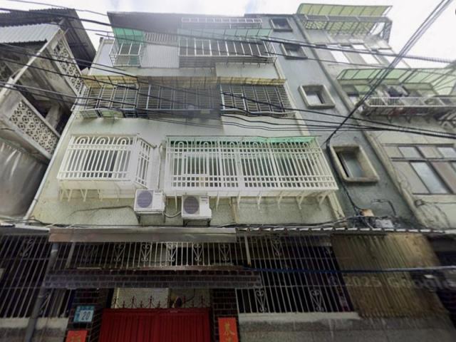 新店法拍公寓_附頂樓加蓋-2