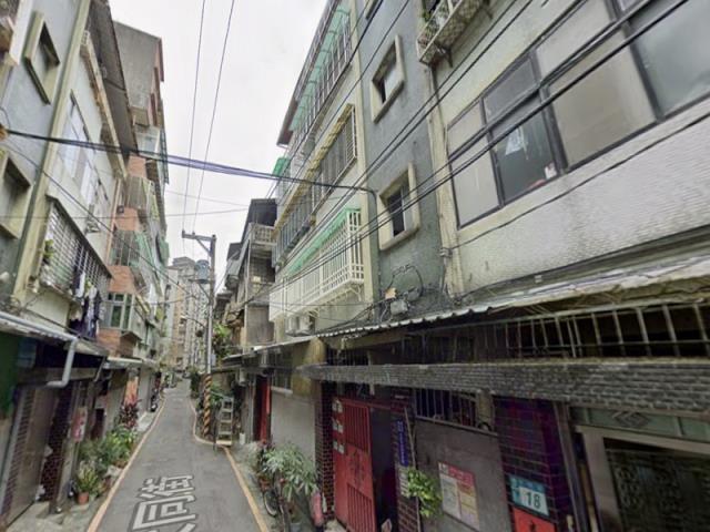 新店法拍公寓_附頂樓加蓋-6