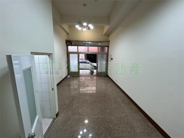 屏東東港大樓_店面-1