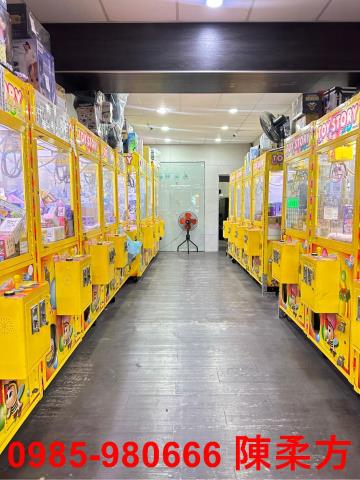 經國新城旁黃金美店面