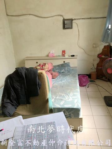 台南安南透天-9