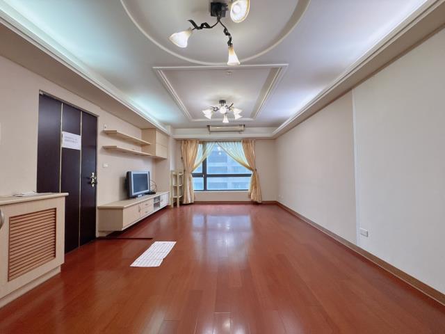 內壢交流道冠世界美麗歐洲戀戀歐洲忠福套房YKK伯爵與夫人捷運