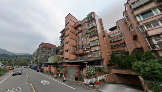 七堵公寓_邊間雙併法拍-3