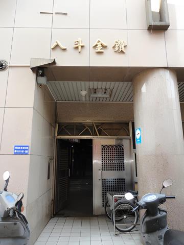 基隆中正區拍賣大樓_華廈-4